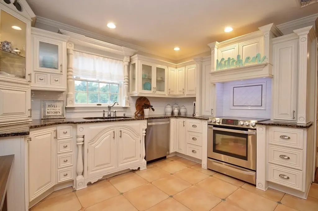 168 S Centerville Road Middletown NY 10940