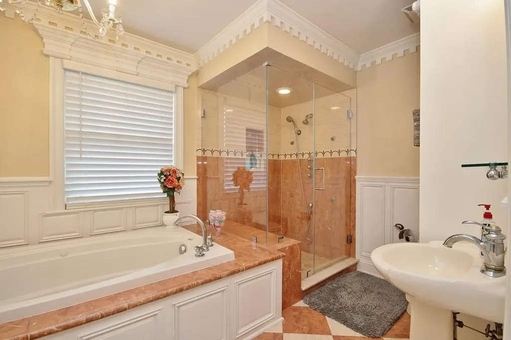 168 S Centerville Road Middletown NY 10940
