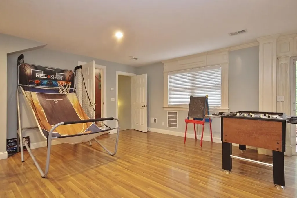 168 S Centerville Road Middletown NY 10940