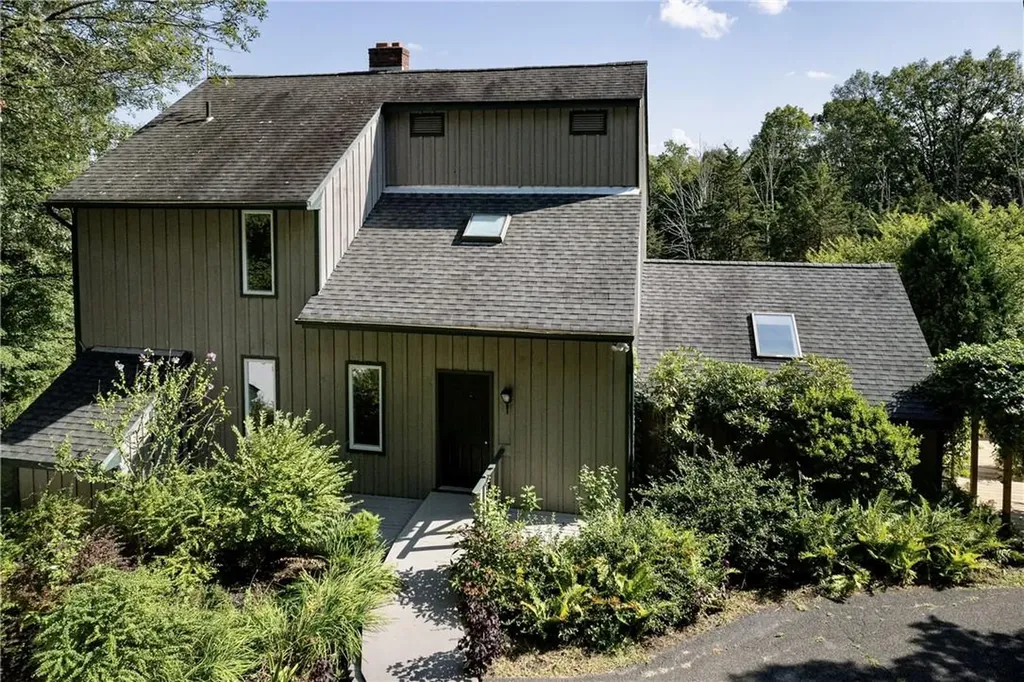 86 Brimstone Mountain Road Chester NY 10918
