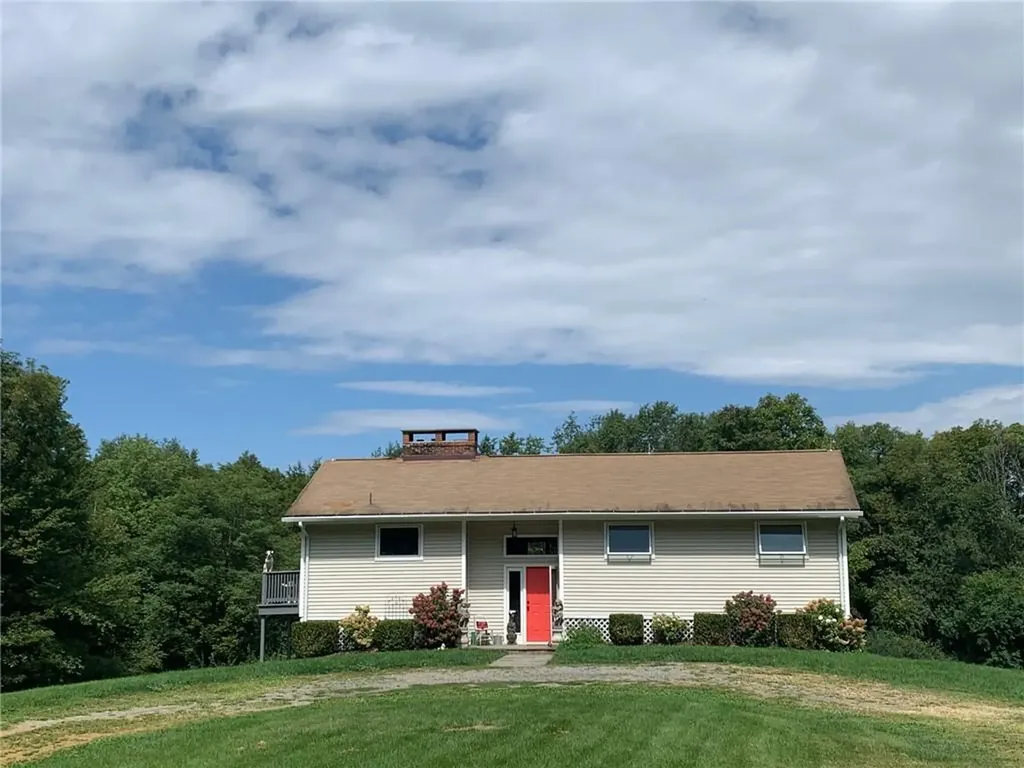 860 Hunns Lake Stanfordville NY 12581