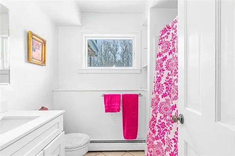860 Hunns Lake Stanfordville NY 12581