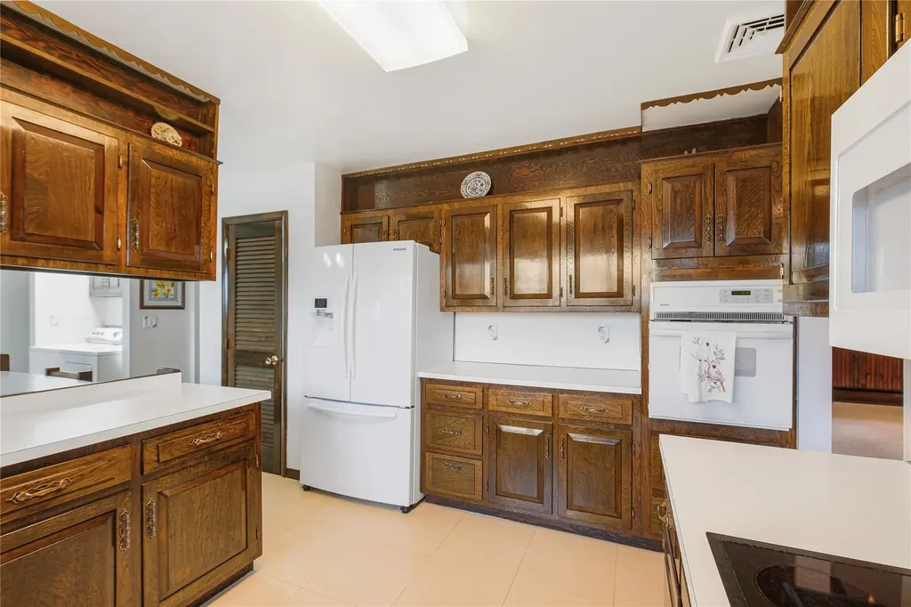 21 Manor Drive W Poughkeepsie NY 12603