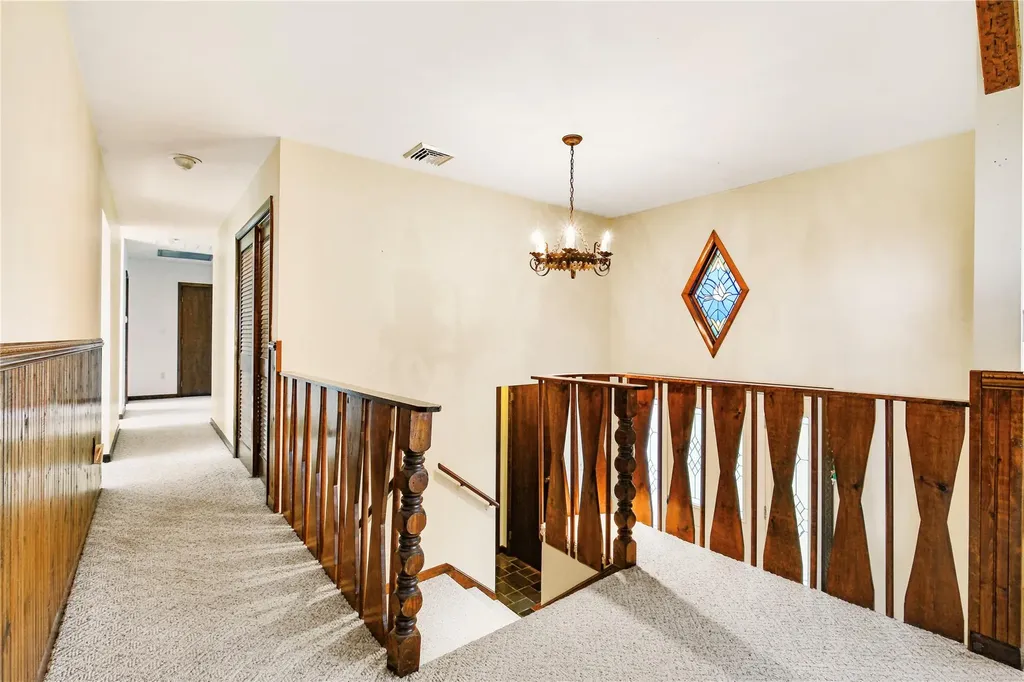 21 Manor Drive W Poughkeepsie NY 12603