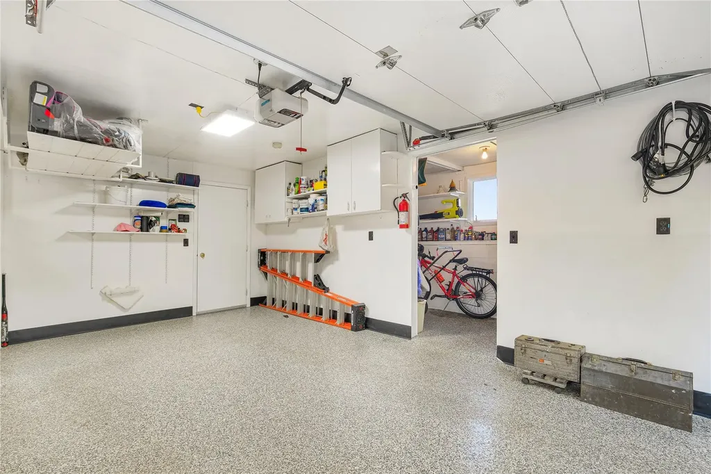 21 Manor Drive W Poughkeepsie NY 12603