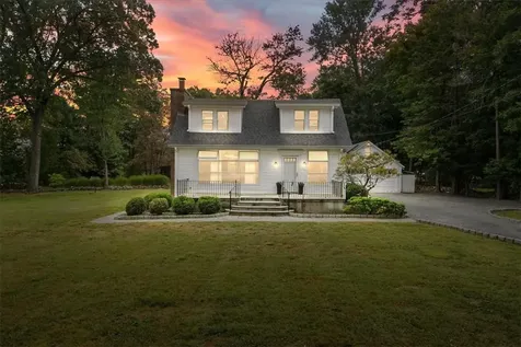 1683 Crawford Road Mohegan Lake NY 10547