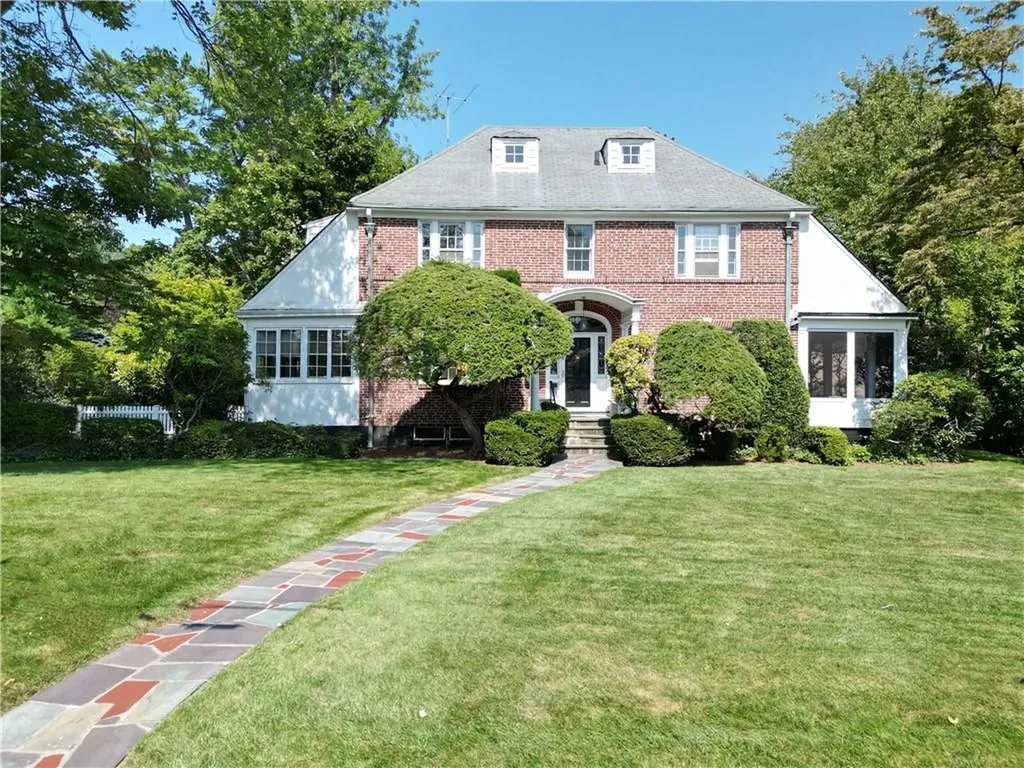 28 Trenor Drive New Rochelle NY 10804