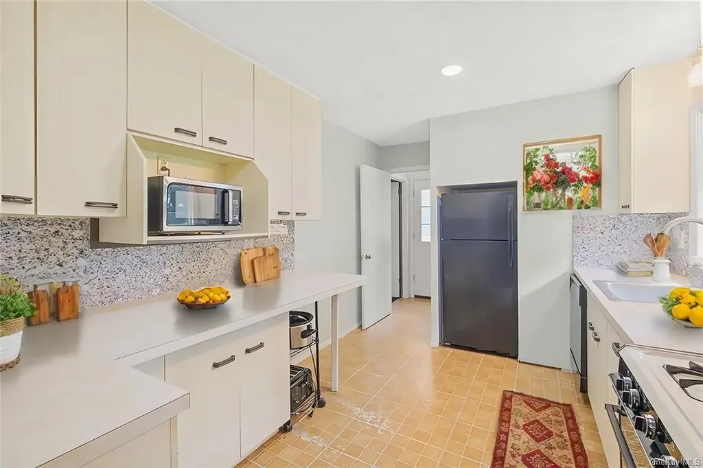 4 Miller Road Poughkeepsie NY 12603