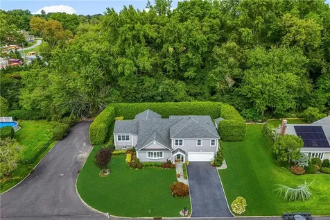 186 Seton Drive New Rochelle NY 10804