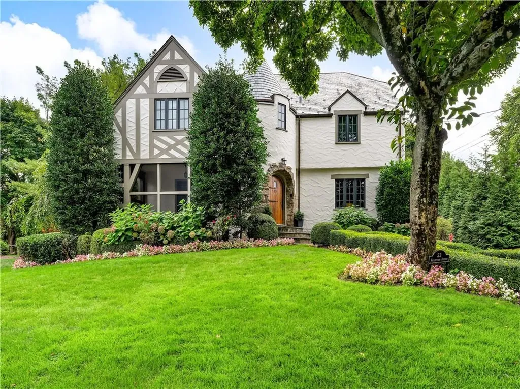 33 Valleyview Avenue Rye NY 10580
