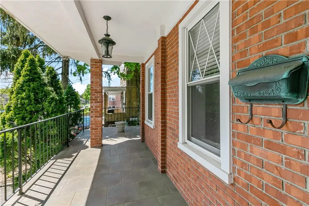 195 S Broadway Tarrytown NY 10591