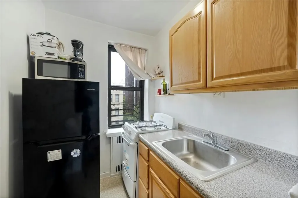 2025 Valentine Avenue Bronx NY 10457