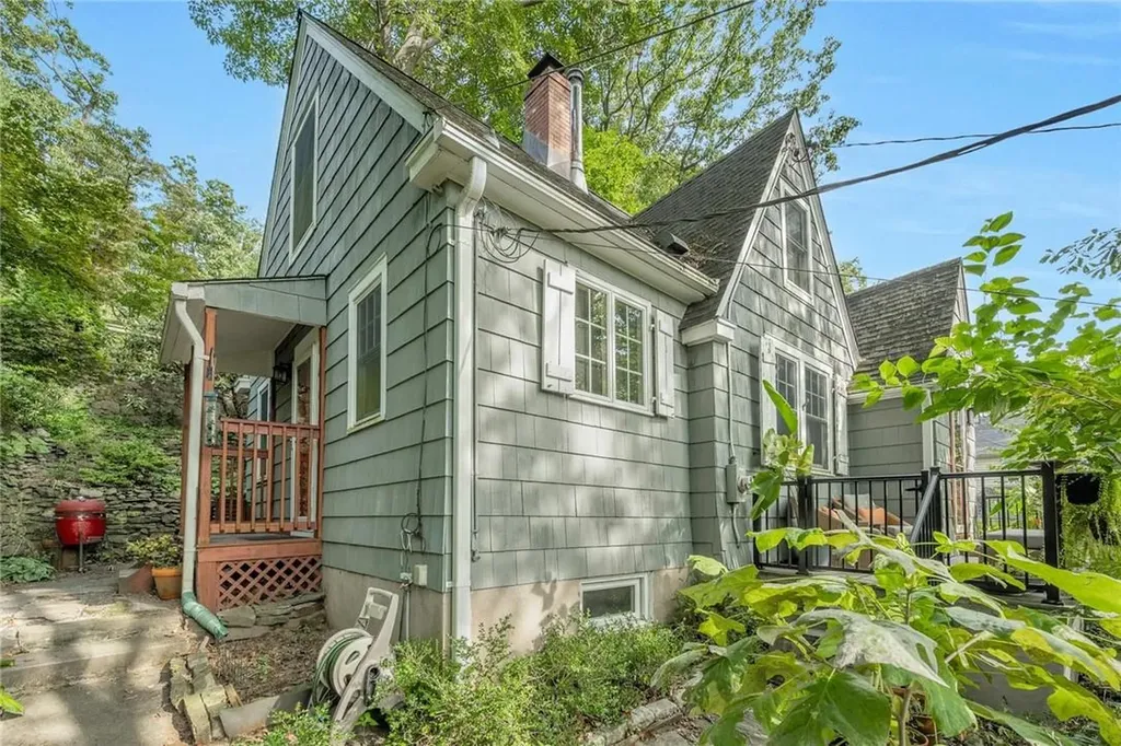 36 Grove Road White Plains NY 10603