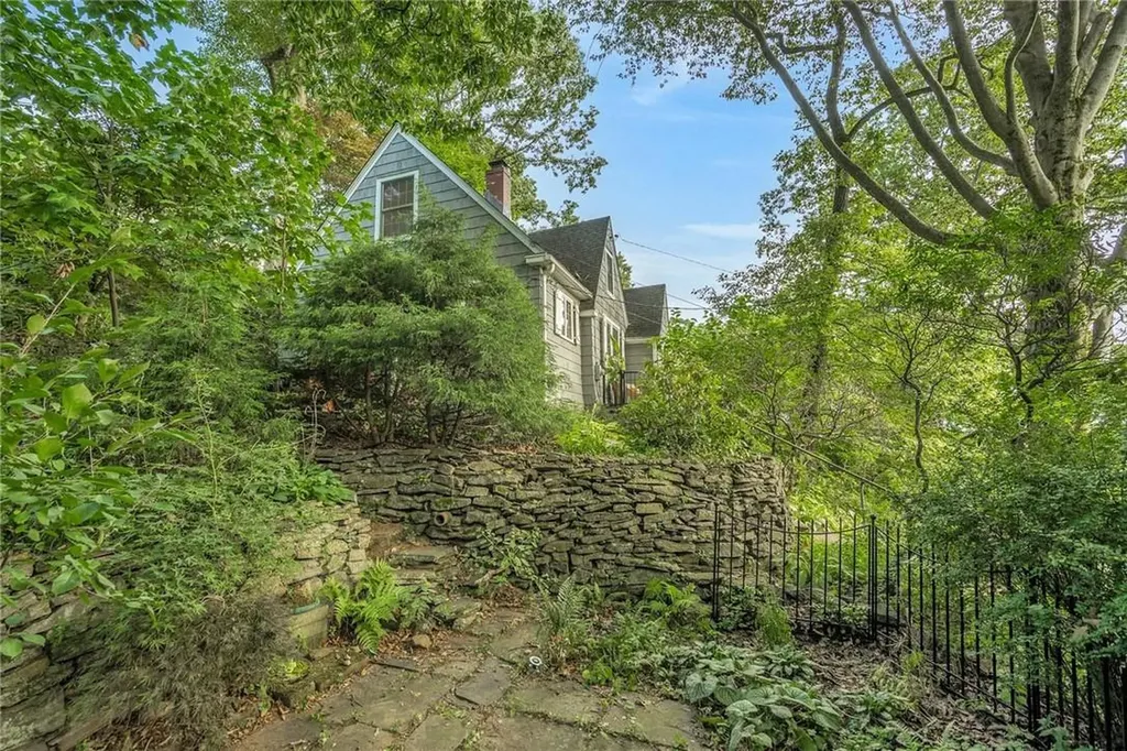 36 Grove Road White Plains NY 10603