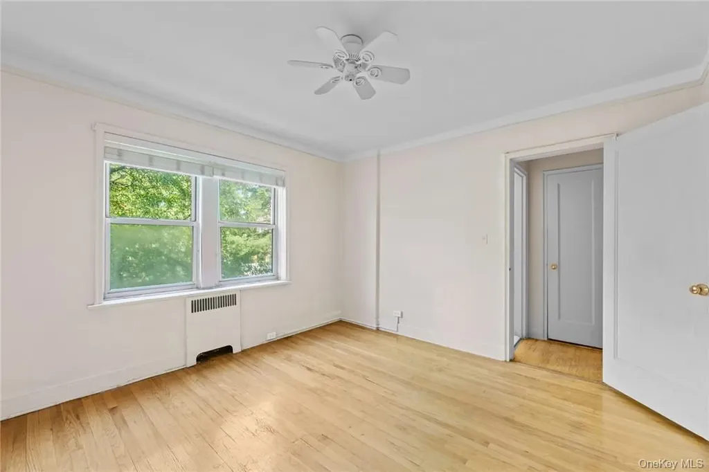 5444 NE Arlington Avenue Bronx NY 10471