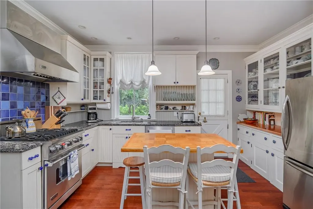 12 Old Brimstone Road Carmel NY 10512