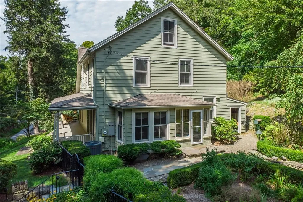 12 Old Brimstone Road Carmel NY 10512