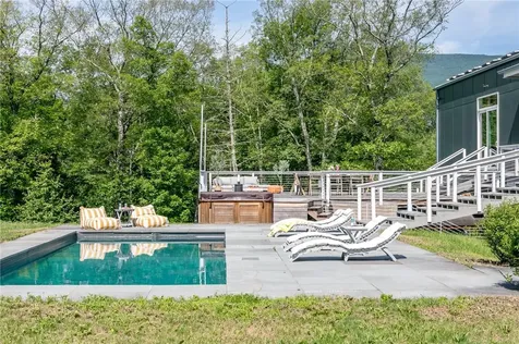 115 Band Camp Road Saugerties NY 12477