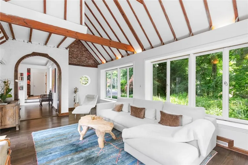 4 Boulder Brae Lane Larchmont NY 10538