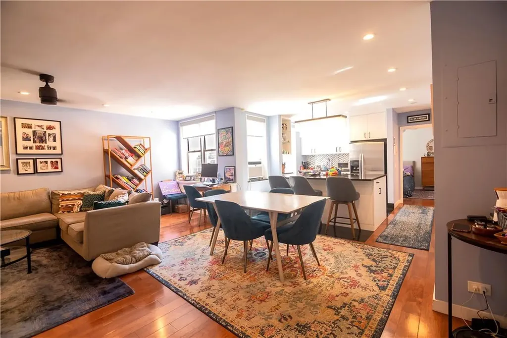 31-85 Crescent Street New York NY 11106