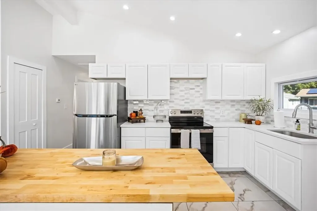 22 Wilmot Terrace Poughkeepsie NY 12603