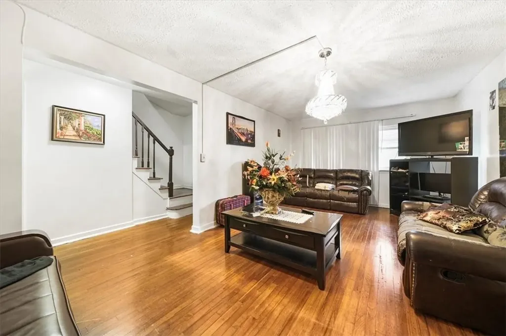 413 S 3rd Avenue Mount Vernon NY 10550