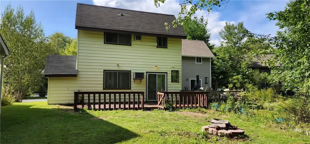 11 Peter Way Kiamesha Lake NY 12751