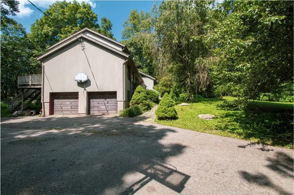 140 Milltown Road Holmes NY 12531
