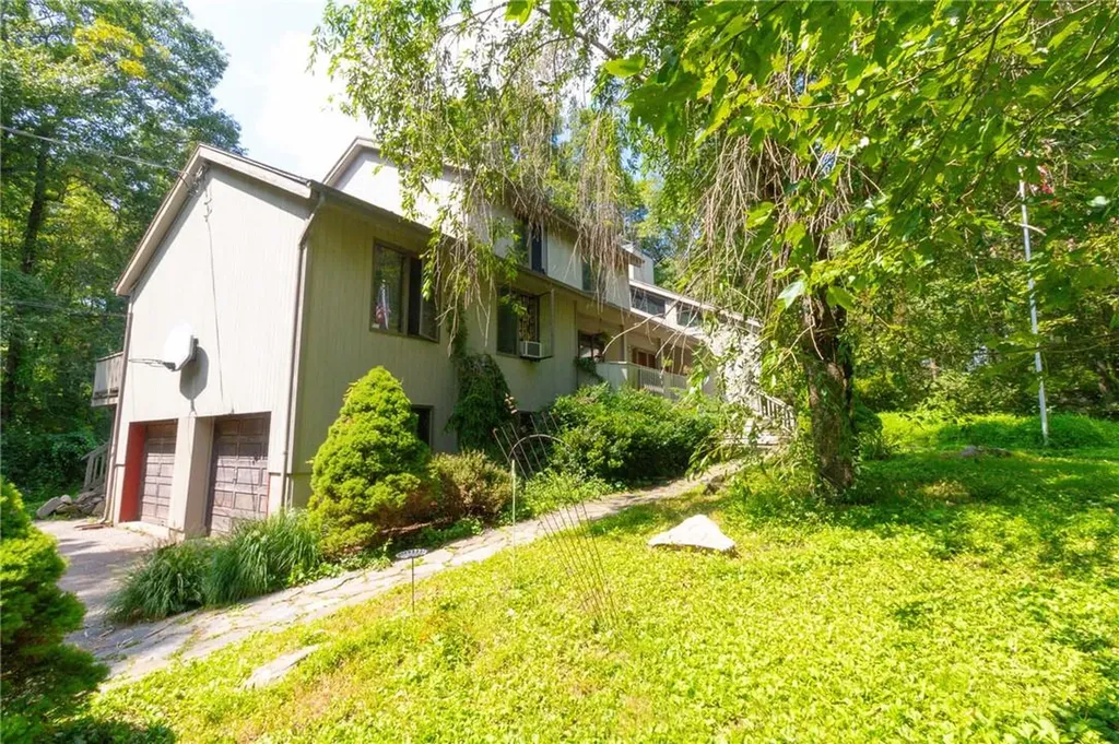 140 Milltown Road Holmes NY 12531