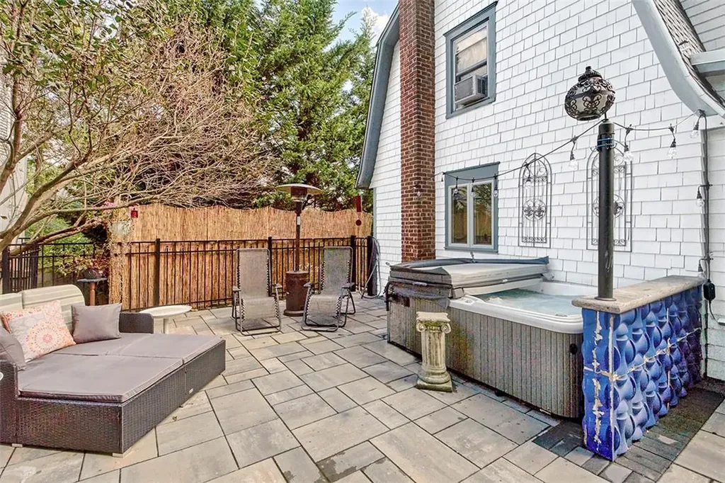78 Exchange Place Port Chester NY 10573
