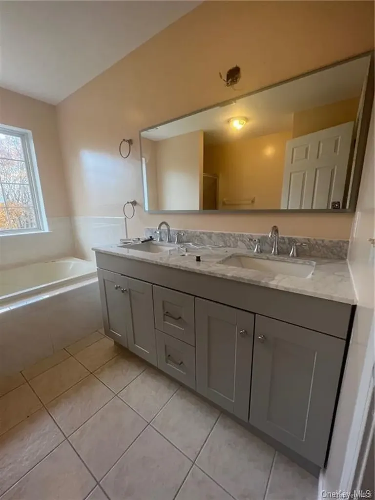 169 Cedar Cliff Road Monroe NY 10950