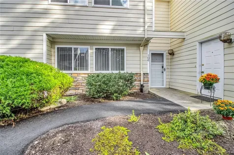 106 Crystal Hill Lane Poughkeepsie NY 12603