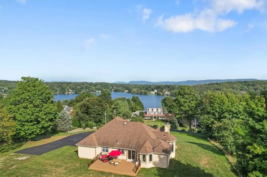 67 Lake Road Washingtonville NY 12577