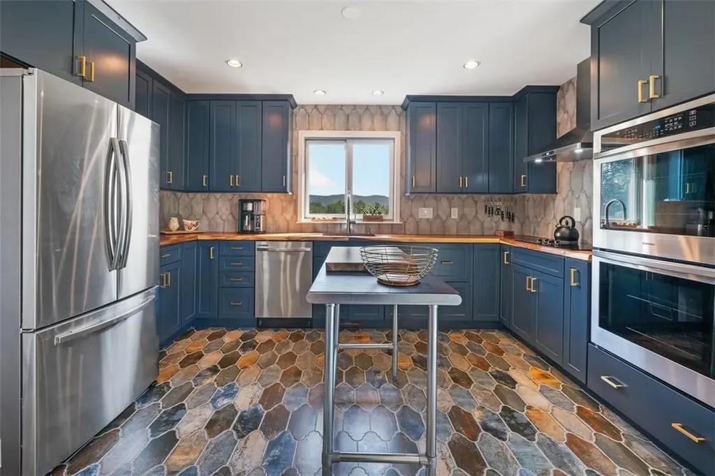 67 Lake Road Washingtonville NY 12577
