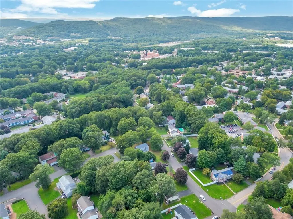 23 Yorkshire Drive Suffern NY 10901
