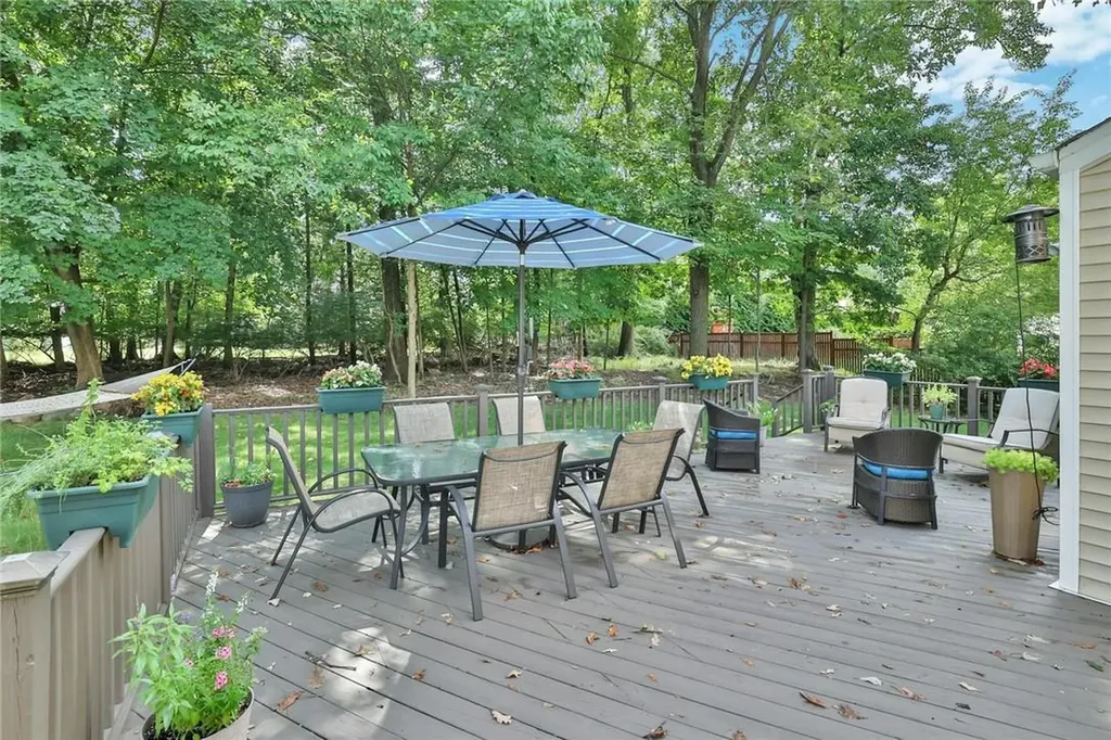 23 Yorkshire Drive Suffern NY 10901