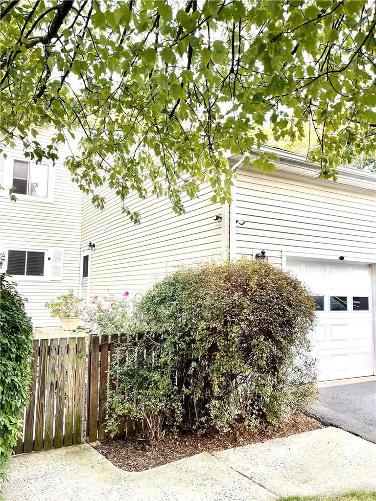 22 Albacon Road Nanuet NY 10954