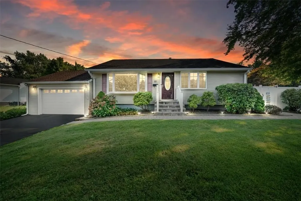 81 Capt Shankey Drive Garnerville NY 10923