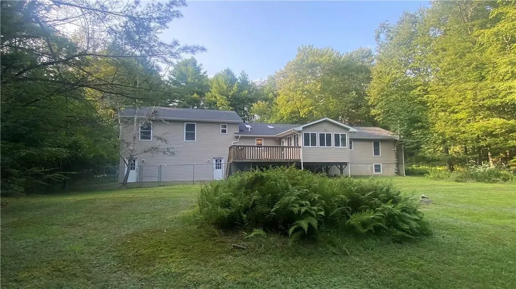 397 Dingle Daisy Road Monticello NY 12701