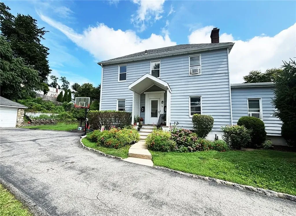 37 Lynton Place White Plains NY 10606