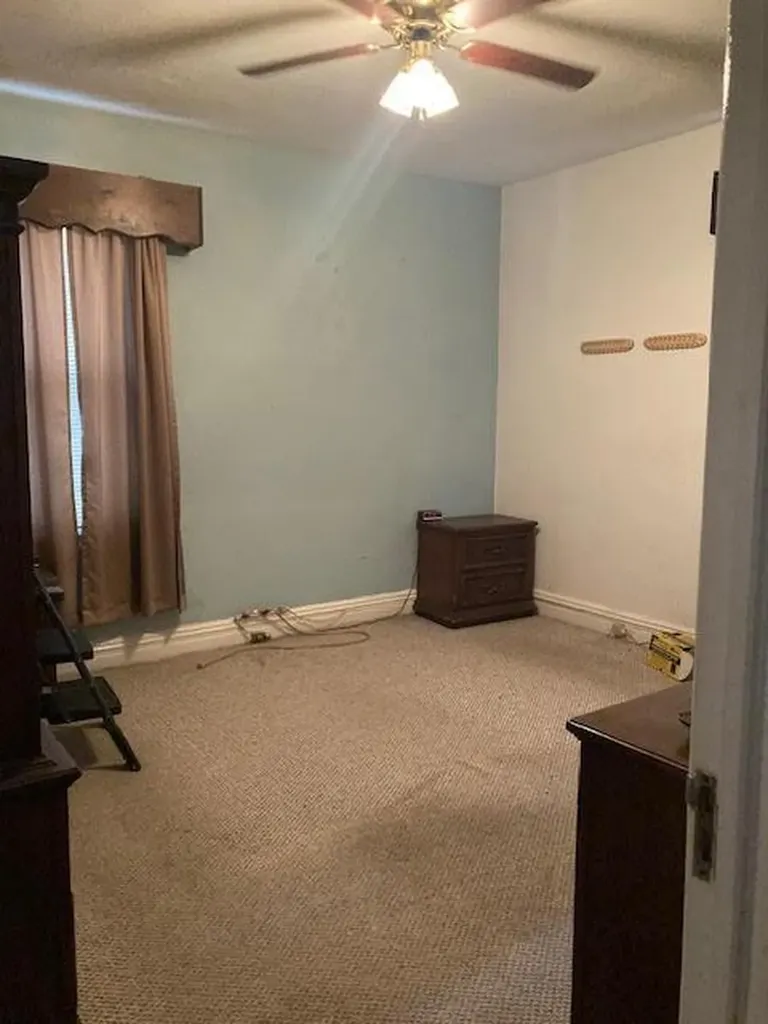 4295 Napier Avenue Bronx NY 10470