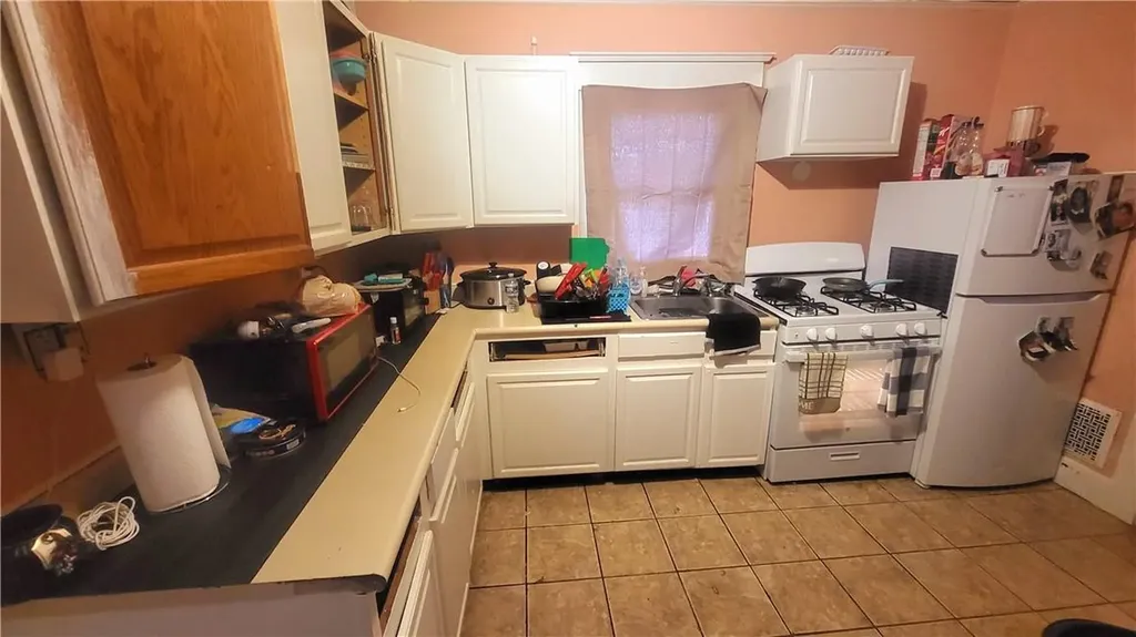 23 Crescent Place Middletown NY 10940
