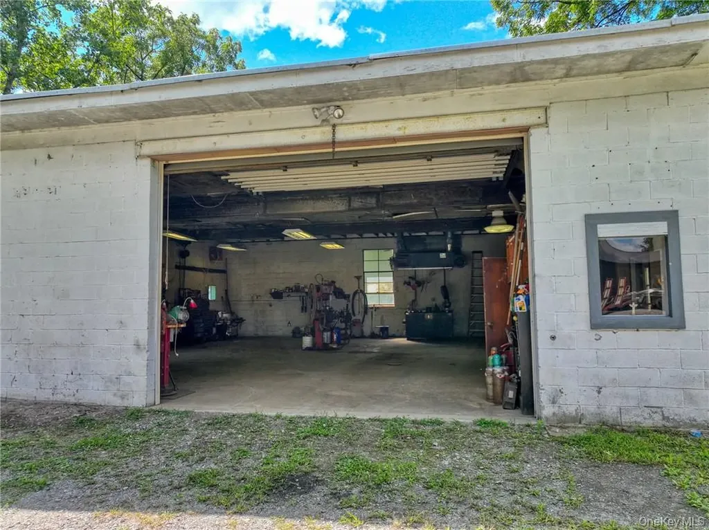 1316 Route 44 Pleasant Valley NY 12569