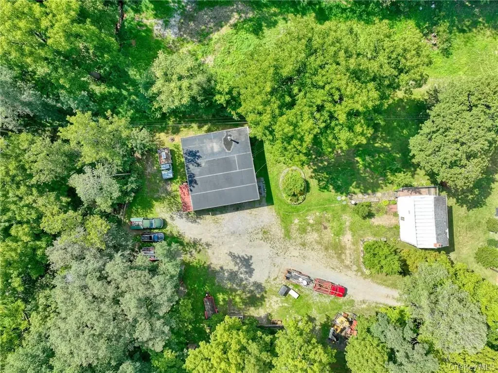 1316 Route 44 Pleasant Valley NY 12569