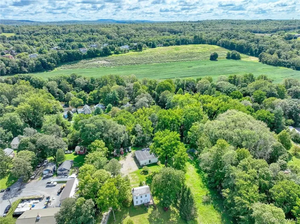 1316 Route 44 Pleasant Valley NY 12569