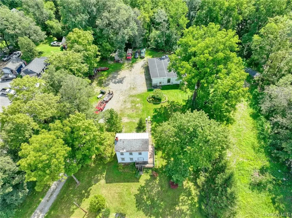 1316 Route 44 Pleasant Valley NY 12569