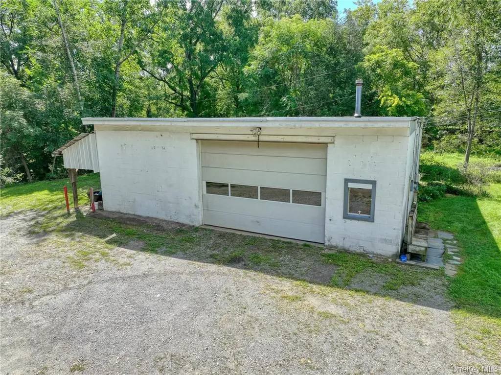 1316 Route 44 Pleasant Valley NY 12569