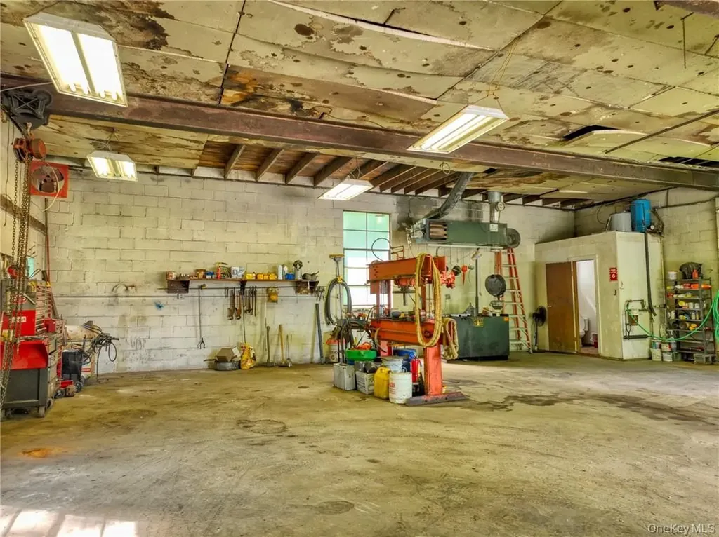 1316 Route 44 Pleasant Valley NY 12569