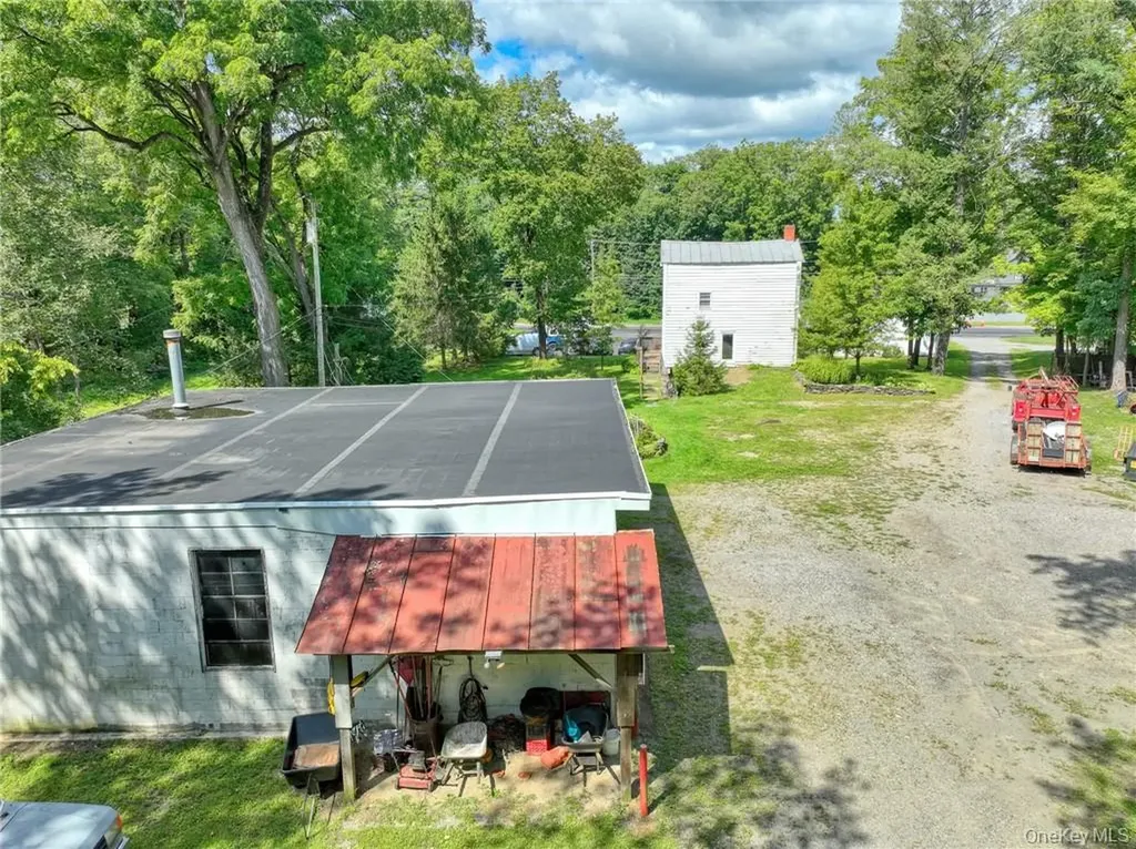 1316 Route 44 Pleasant Valley NY 12569