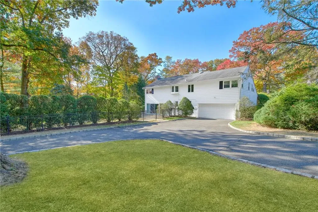 6 Canterbury Road N Harrison NY 10528